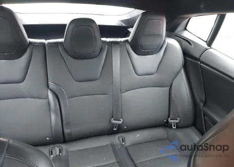 2018 Tesla Model S 100D/75D/P100D z USA, uszkodzony, nr VIN 5YJSA1E28JF266701